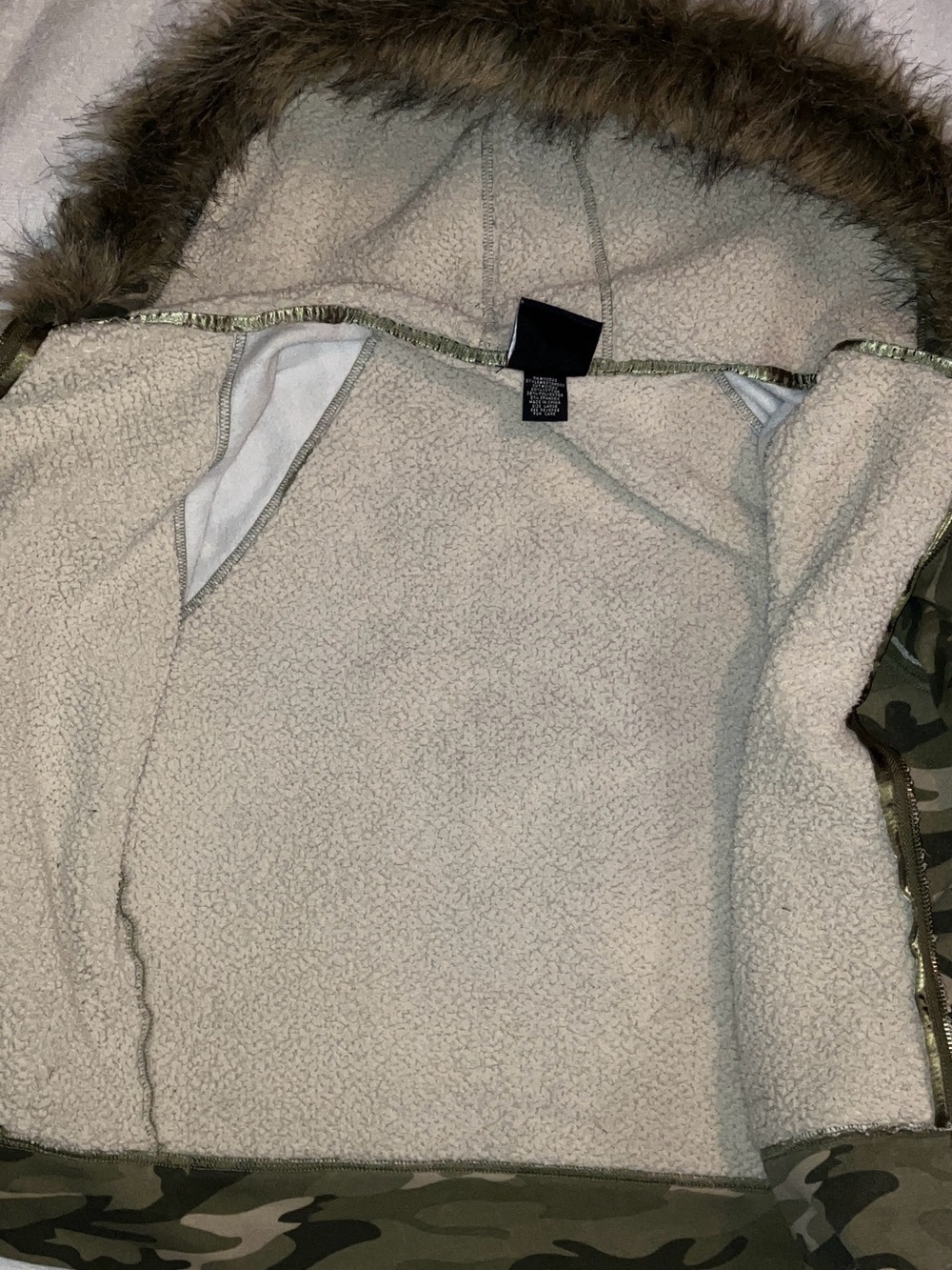 Y2K la Kitty Camo Sherpa-Lined Hoodie Jacket - Green - Picture 4 of 4